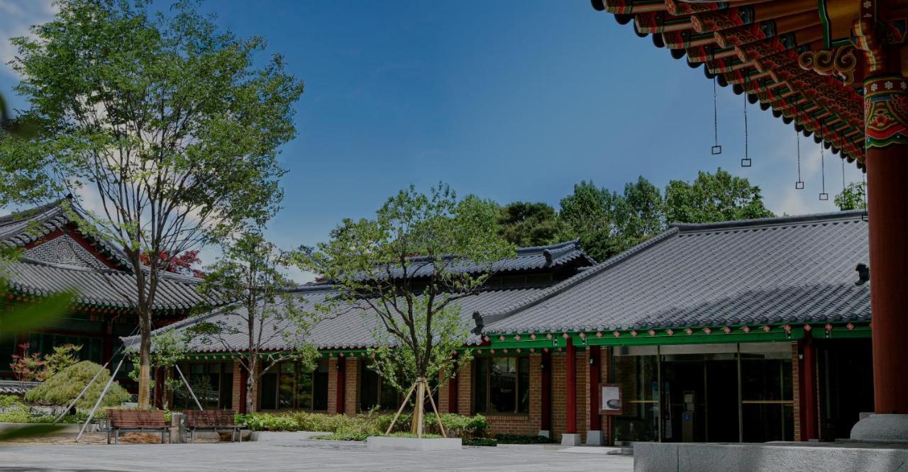 Mayfield Seoul